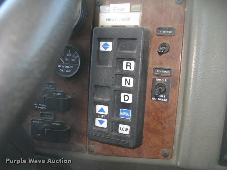 image for item L2340 2001 Peterbilt 330 asphalt distribution truck