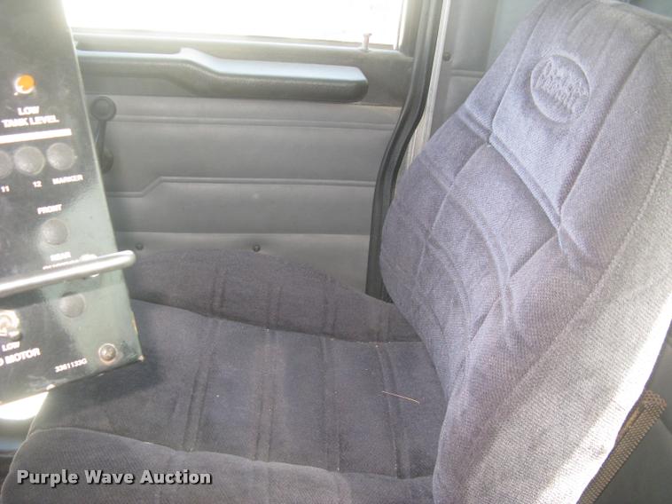 image for item L2340 2001 Peterbilt 330 asphalt distribution truck