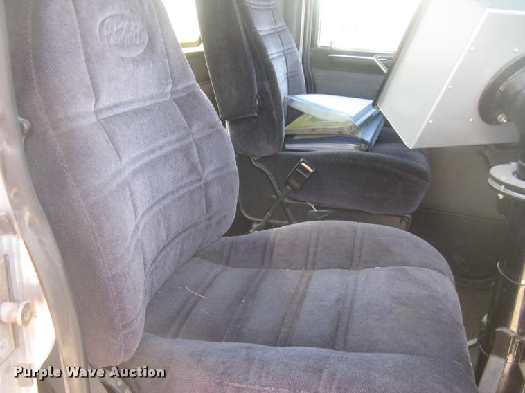 image for item L2340 2001 Peterbilt 330 asphalt distribution truck