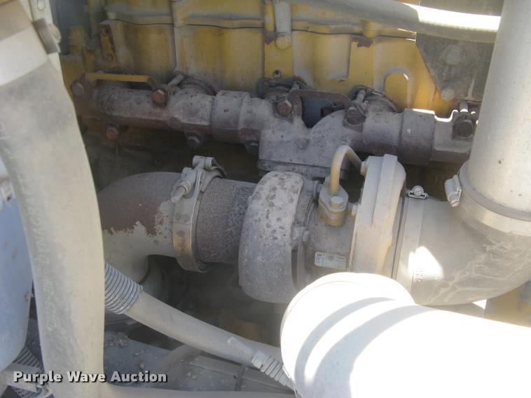 image for item L2340 2001 Peterbilt 330 asphalt distribution truck