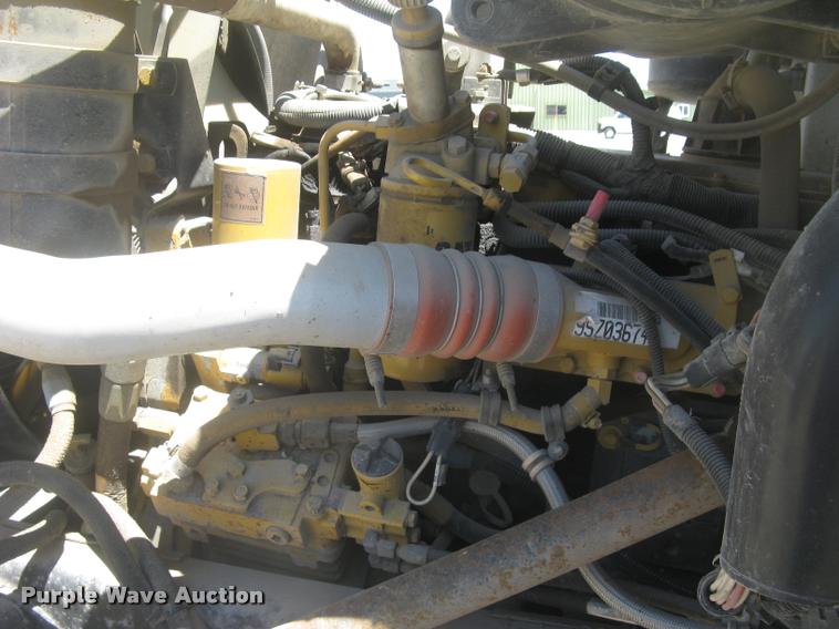 image for item L2340 2001 Peterbilt 330 asphalt distribution truck