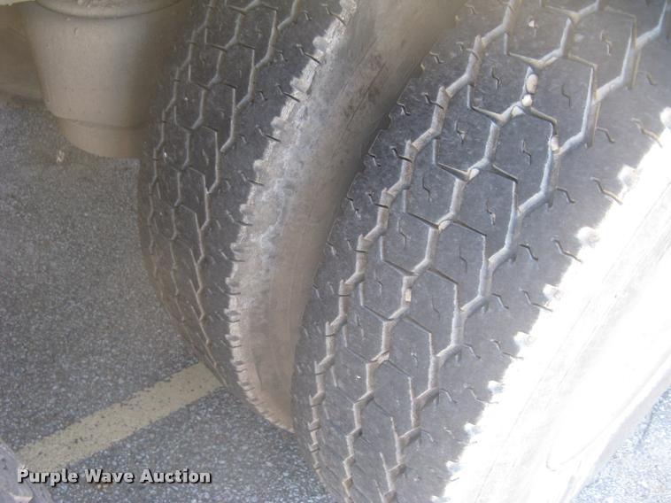 image for item L2340 2001 Peterbilt 330 asphalt distribution truck