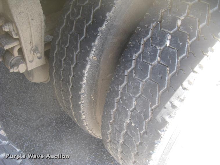 image for item L2340 2001 Peterbilt 330 asphalt distribution truck