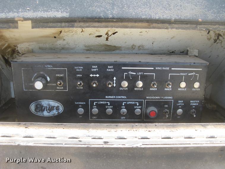 image for item L2340 2001 Peterbilt 330 asphalt distribution truck