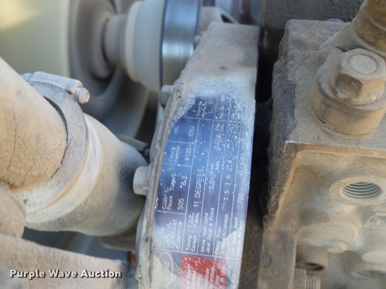 image for item L4700 1993 Ford LT8000 crane truck