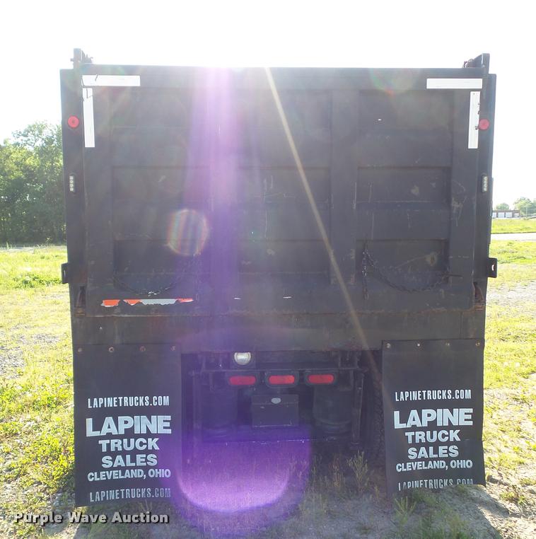 image for item L5598 1999 Mack CH612 dump truck