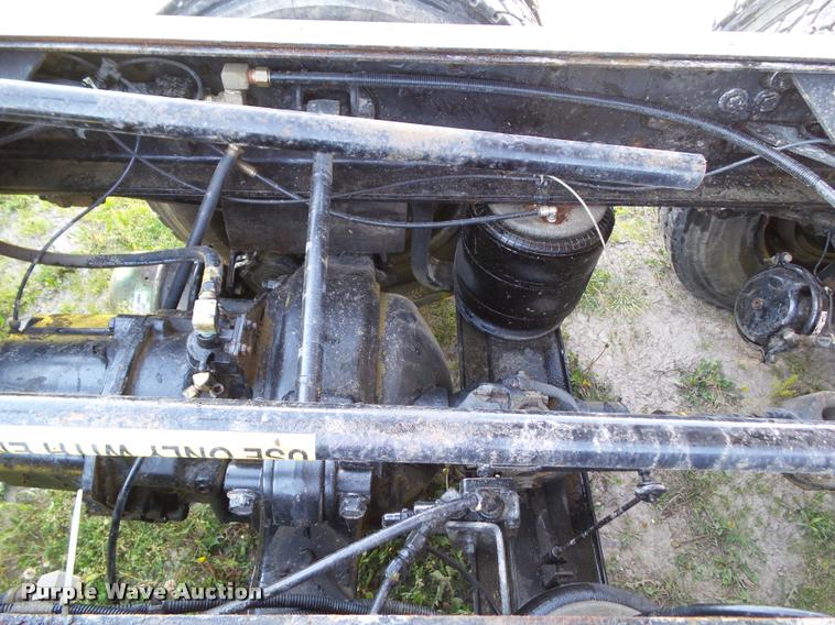 image for item L5598 1999 Mack CH612 dump truck