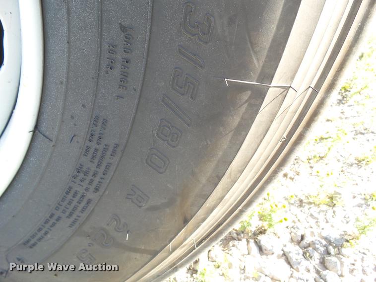 image for item L5598 1999 Mack CH612 dump truck