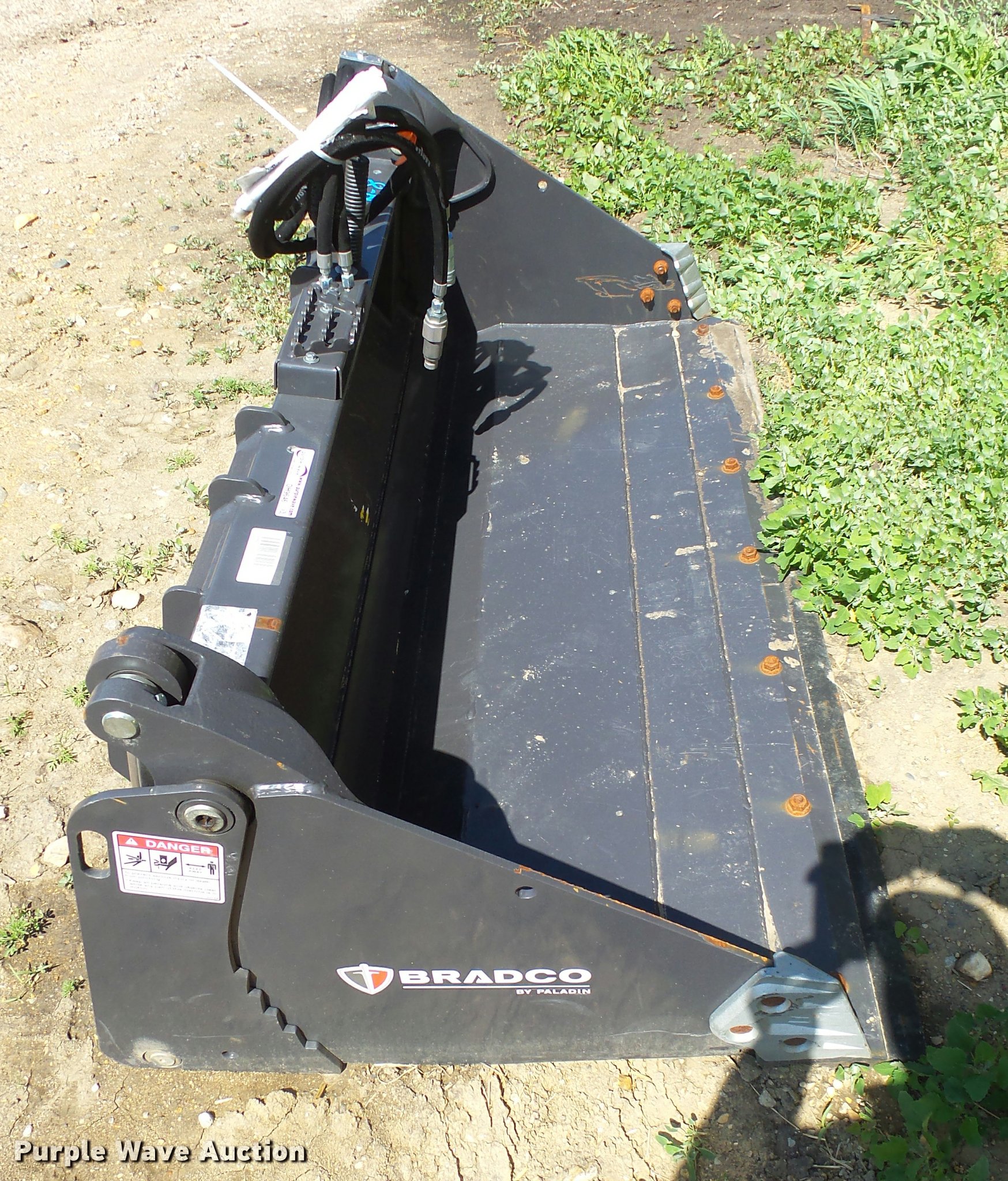 2015 Bradco MP72 fourinone skid steer bucket in Watertown, SD Item