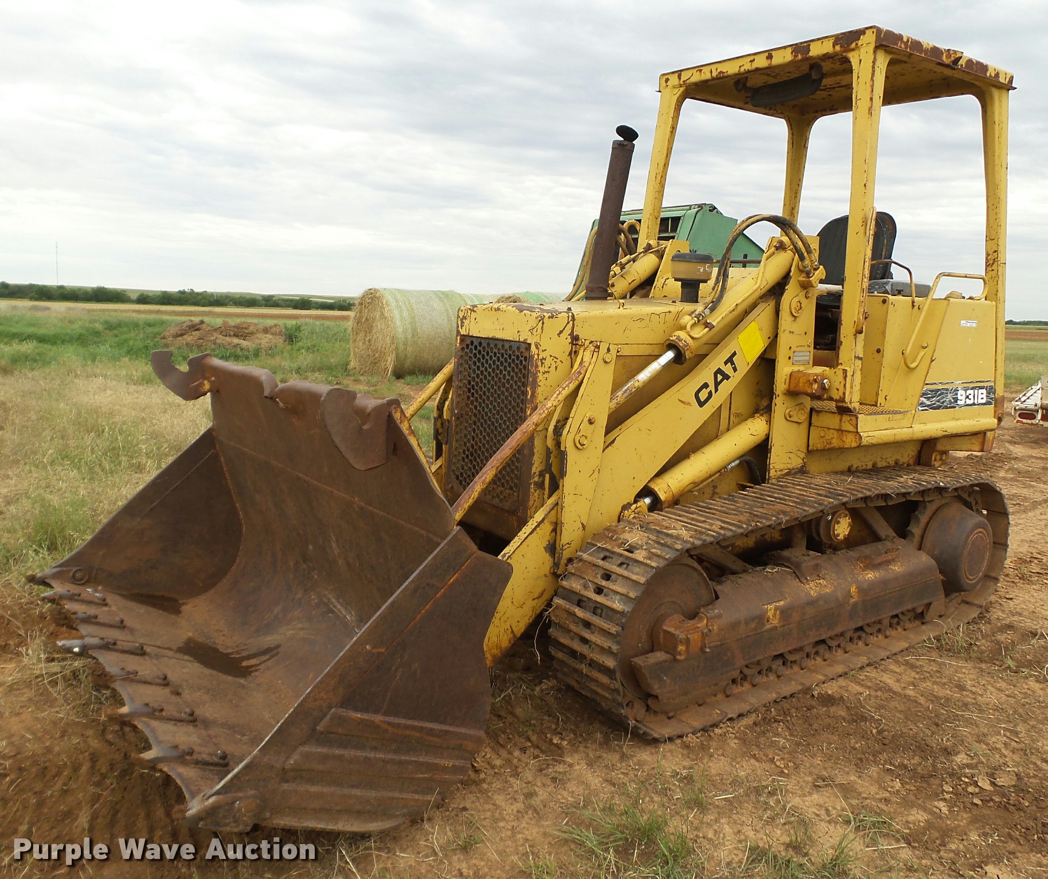 1987 Caterpillar 931B track loader in Geronimo, OK Item DL9147 sold