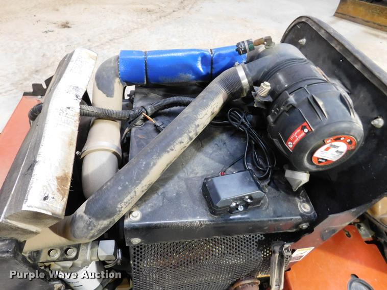 image for item DA1021 2011 Ditch Witch 420ST trencher