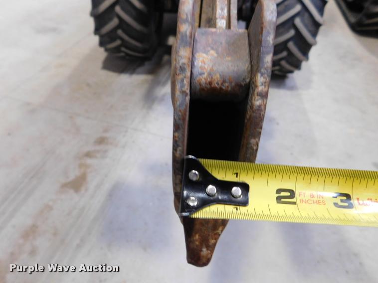 image for item DA1021 2011 Ditch Witch 420ST trencher