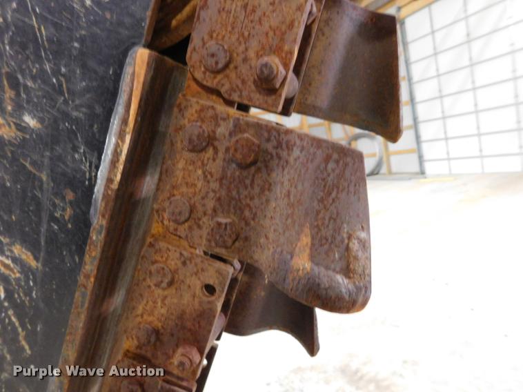 image for item DA1021 2011 Ditch Witch 420ST trencher