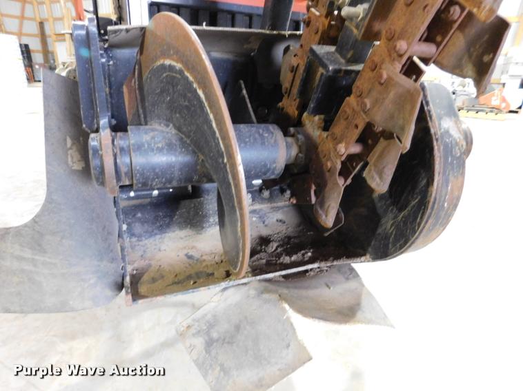 image for item DA1021 2011 Ditch Witch 420ST trencher