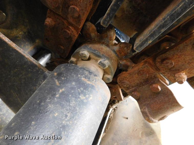 image for item DA1021 2011 Ditch Witch 420ST trencher