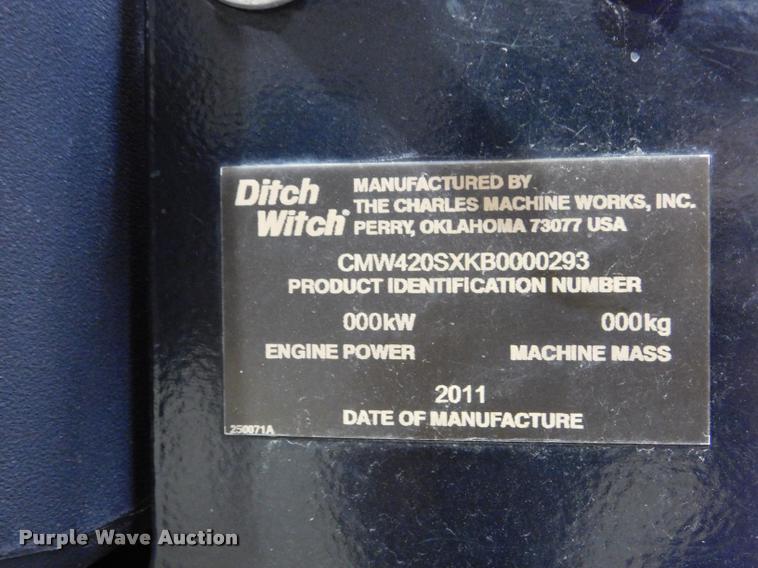 image for item DA1021 2011 Ditch Witch 420ST trencher