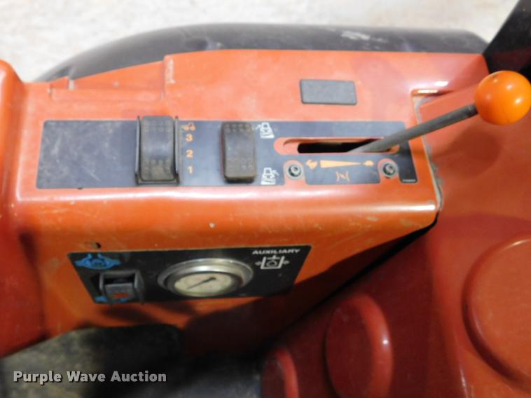 image for item DA1022 2012 Ditch Witch RT115 Quad cable plow