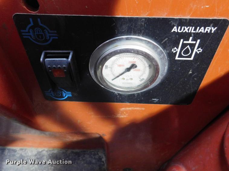 image for item DA1022 2012 Ditch Witch RT115 Quad cable plow