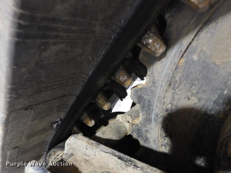 image for item DA1022 2012 Ditch Witch RT115 Quad cable plow