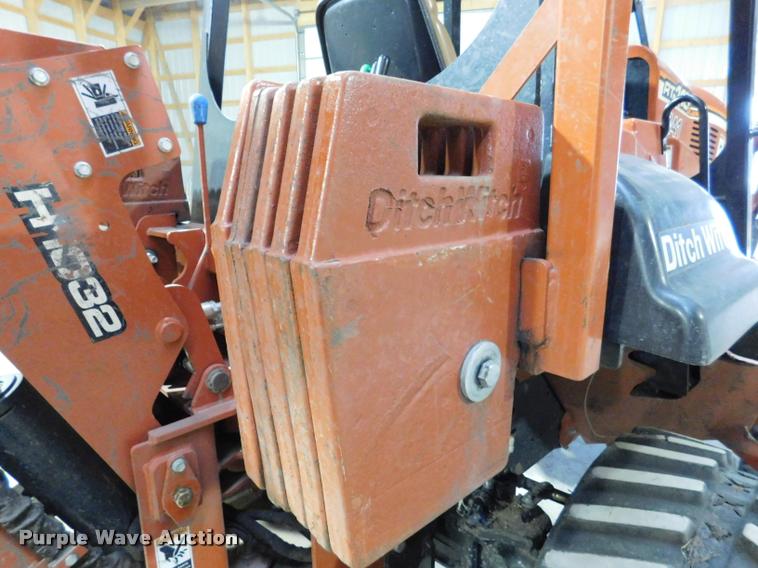image for item DA1022 2012 Ditch Witch RT115 Quad cable plow