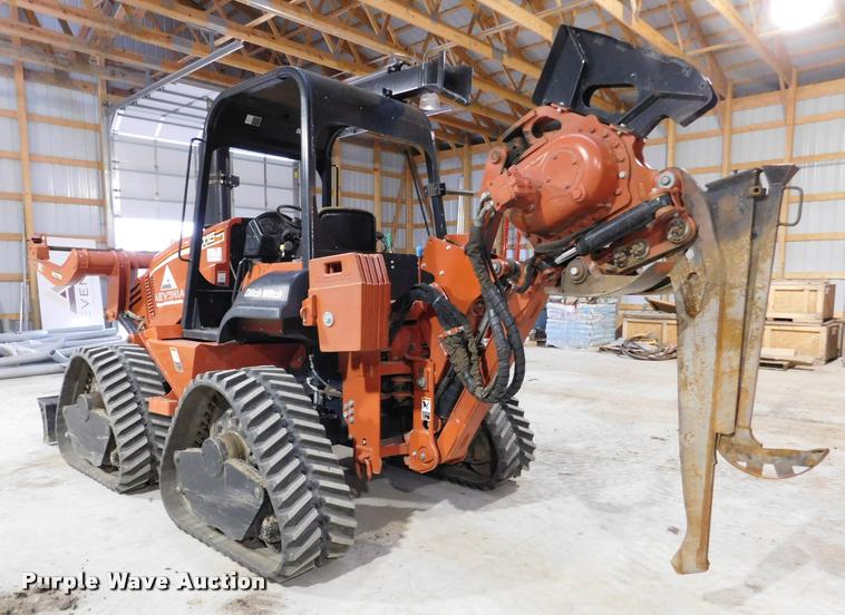 image for item DA1023 2012 Ditch Witch RT115 Quad cable plow