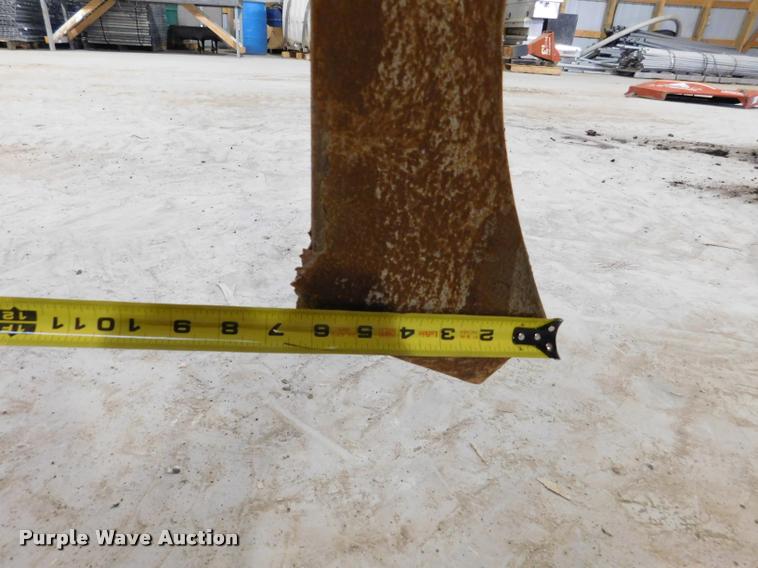 image for item DA1023 2012 Ditch Witch RT115 Quad cable plow