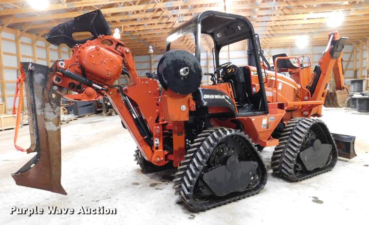 image for item DA1024 2013 Ditch Witch RT115 Quad cable plow