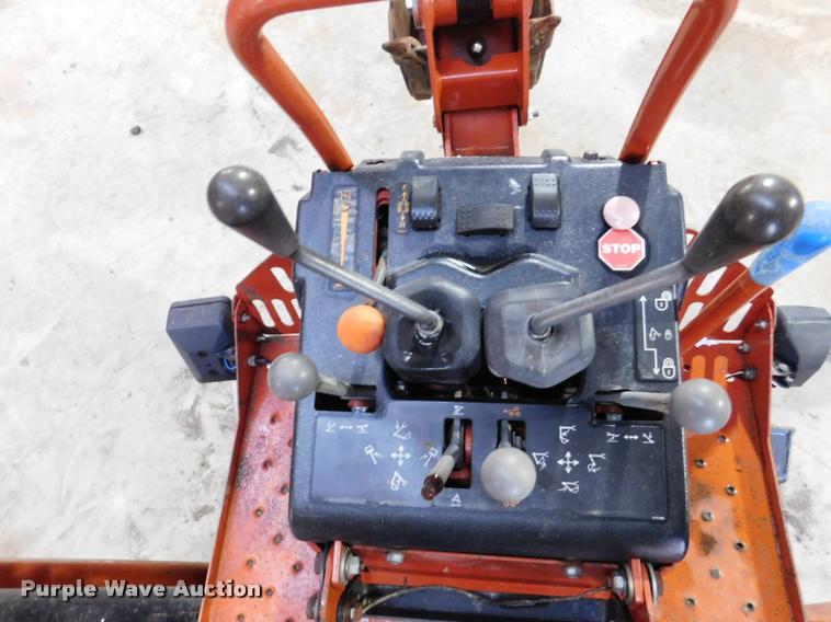 image for item DA1024 2013 Ditch Witch RT115 Quad cable plow