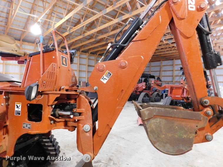 image for item DA1024 2013 Ditch Witch RT115 Quad cable plow