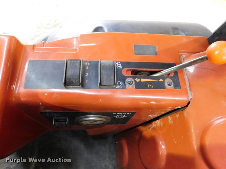 image for item DA1025 2013 Ditch Witch RT115 Quad cable plow