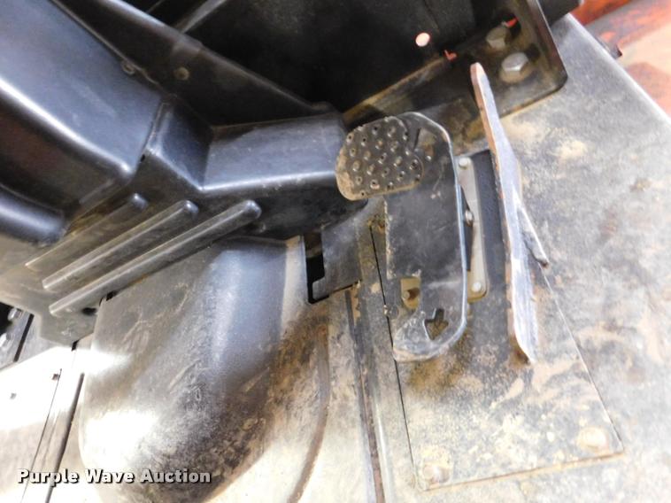 image for item DA1025 2013 Ditch Witch RT115 Quad cable plow