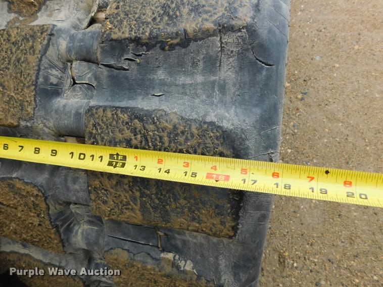 image for item DA1027 2008 Bobcat T300 skid steer