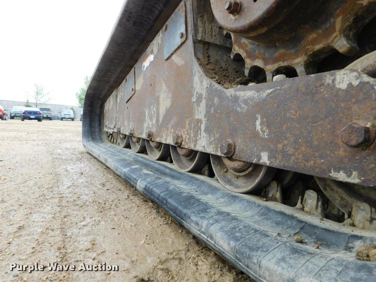 image for item DA1027 2008 Bobcat T300 skid steer