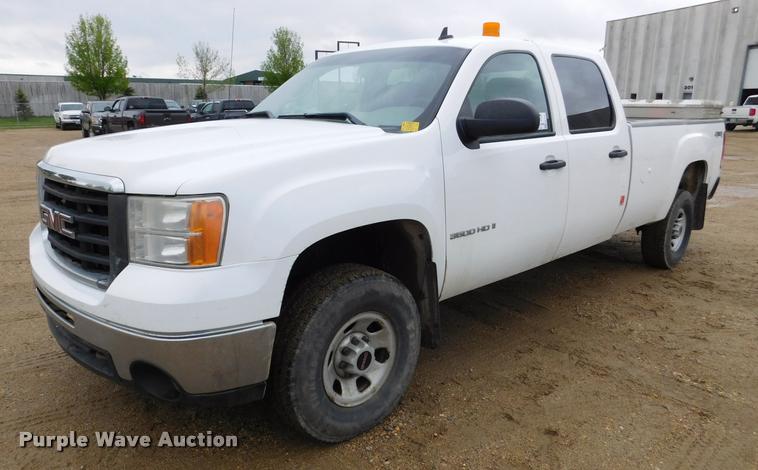 image for item DA1030 2009 GMC Sierra 3500HD Crew Cab pickup truck