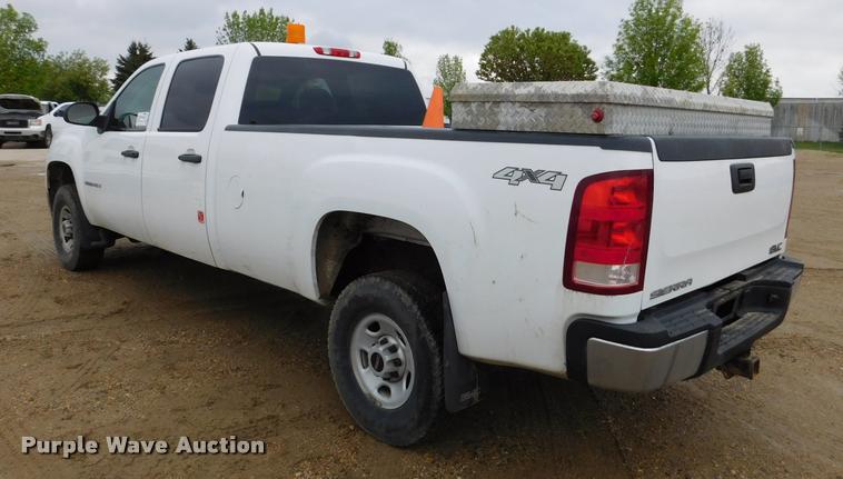 image for item DA1030 2009 GMC Sierra 3500HD Crew Cab pickup truck