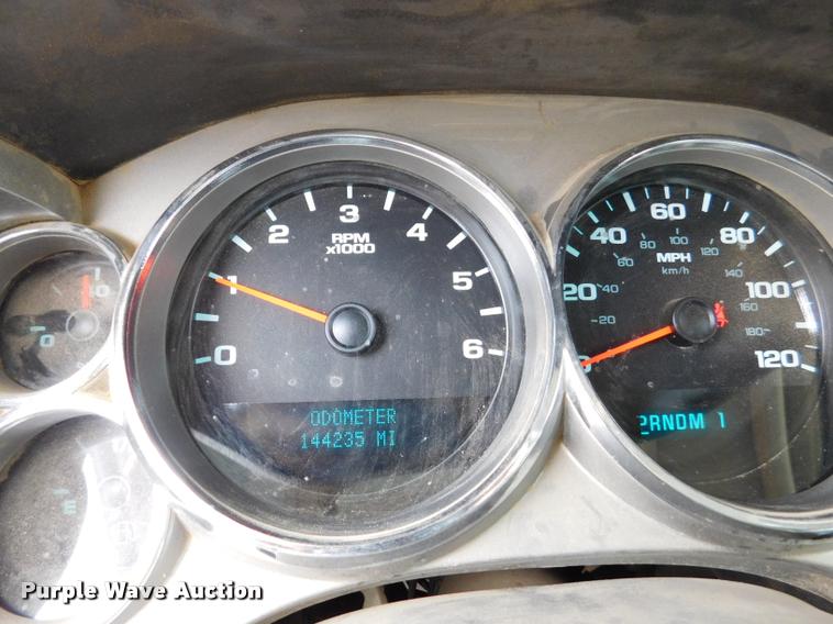 image for item DA1030 2009 GMC Sierra 3500HD Crew Cab pickup truck