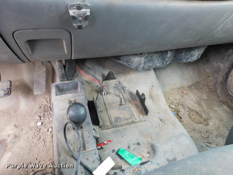 image for item DA1030 2009 GMC Sierra 3500HD Crew Cab pickup truck