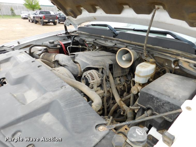 image for item DA1030 2009 GMC Sierra 3500HD Crew Cab pickup truck