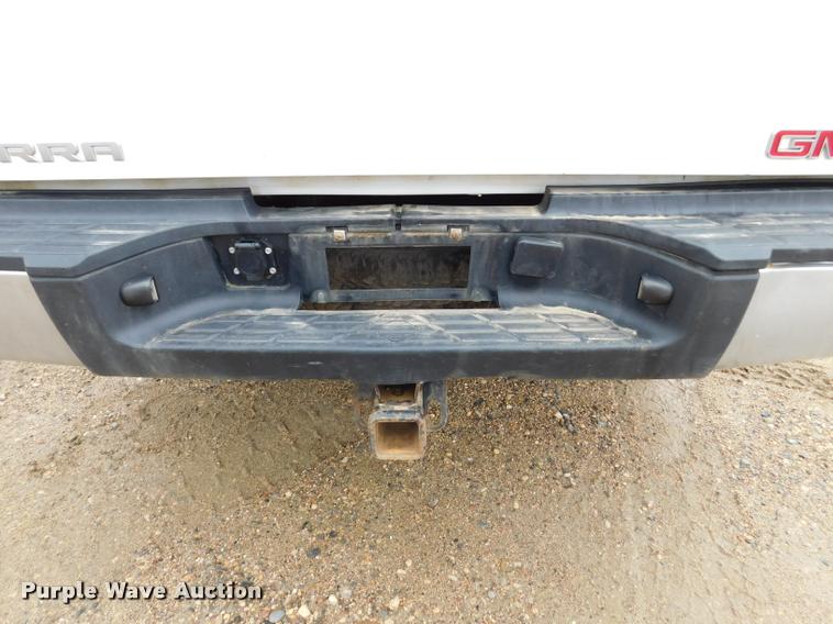 image for item DA1030 2009 GMC Sierra 3500HD Crew Cab pickup truck