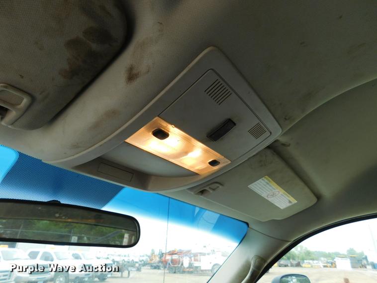 image for item DA1031 2011 GMC Sierra 3500HD Crew Cab pickup truck