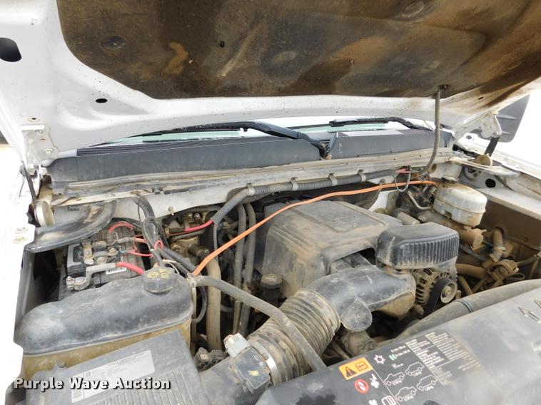 image for item DA1031 2011 GMC Sierra 3500HD Crew Cab pickup truck