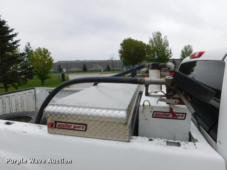 image for item DA1031 2011 GMC Sierra 3500HD Crew Cab pickup truck