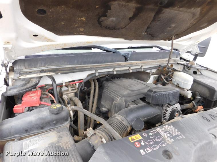 image for item DA1032 2011 GMC Sierra 3500HD Crew Cab pickup truck