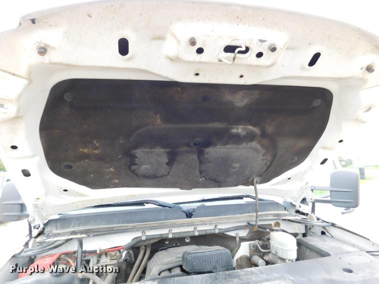 image for item DA1032 2011 GMC Sierra 3500HD Crew Cab pickup truck