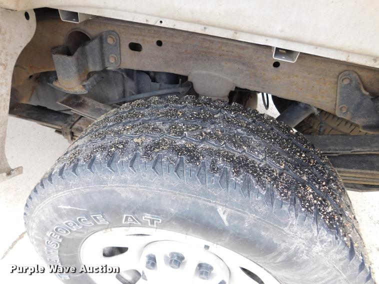 image for item DA1032 2011 GMC Sierra 3500HD Crew Cab pickup truck