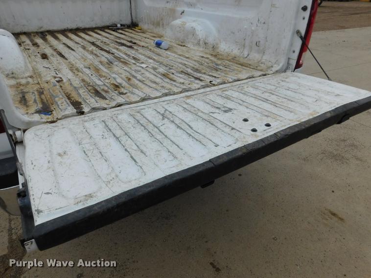 image for item DA1032 2011 GMC Sierra 3500HD Crew Cab pickup truck