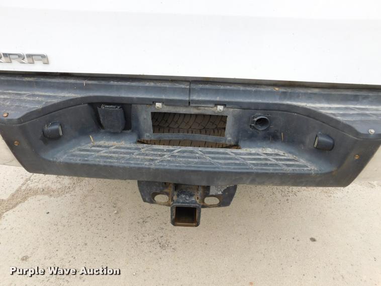 image for item DA1032 2011 GMC Sierra 3500HD Crew Cab pickup truck