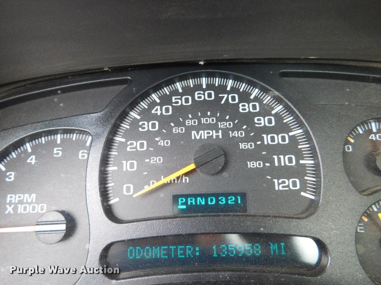 image for item DA1034 2005 Chevrolet Silverado 2500HD pickup truck