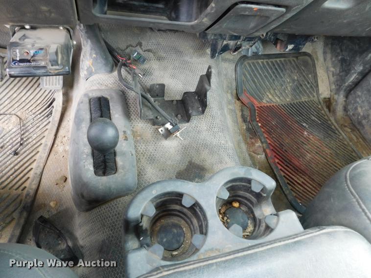 image for item DA1034 2005 Chevrolet Silverado 2500HD pickup truck