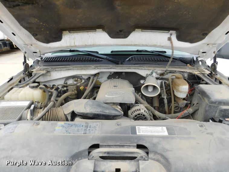 image for item DA1034 2005 Chevrolet Silverado 2500HD pickup truck